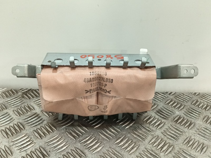 Recambio de airbag delantero derecho para mazda 3 lim. (bl) referencia OEM IAM 1065698  