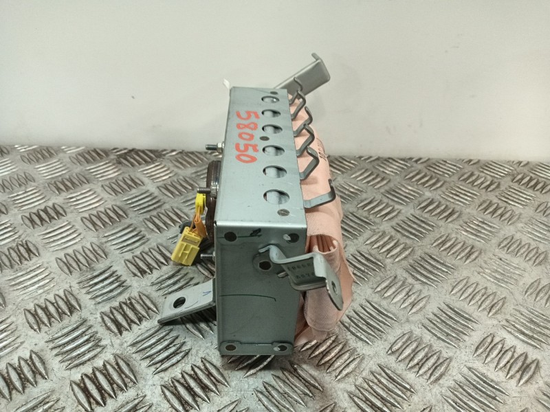 Recambio de airbag delantero derecho para mazda 3 lim. (bl) referencia OEM IAM 1065698  