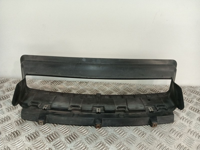 Recambio de canalizador aire para bmw 1 (e87) 118 d referencia OEM IAM 5164711762904  