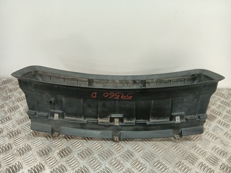 Recambio de canalizador aire para bmw 1 (e87) 118 d referencia OEM IAM 5164711762904  