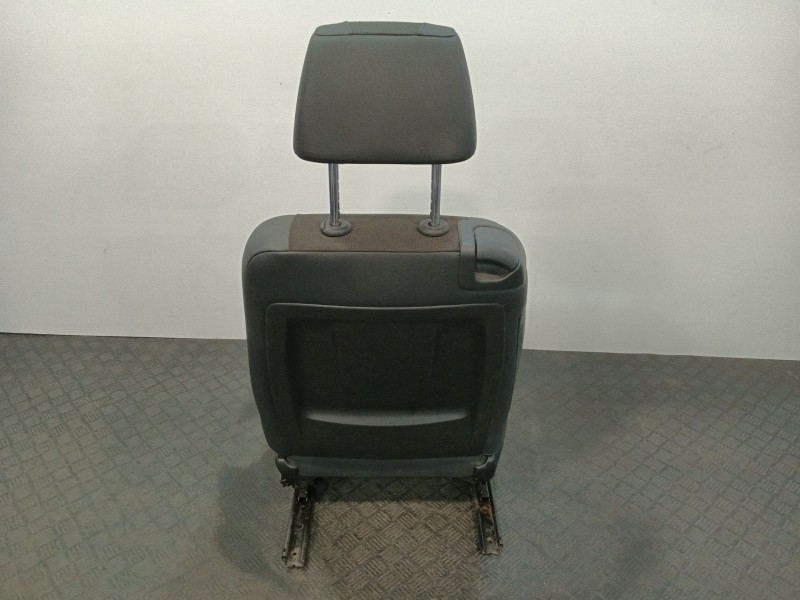 Recambio de asiento delantero derecho para bmw 1 (e81) 118 d referencia OEM IAM   