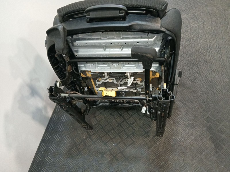 Recambio de asiento delantero derecho para bmw 1 (e81) 118 d referencia OEM IAM   
