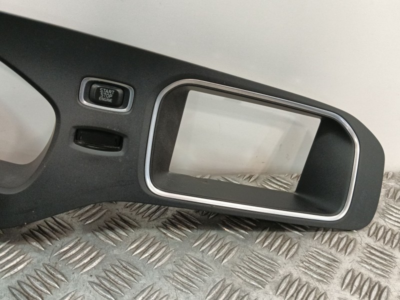 Recambio de carcasa cuadro instrumentos para volvo v40 hatchback (525) d3 referencia OEM IAM 31389535 31393363 