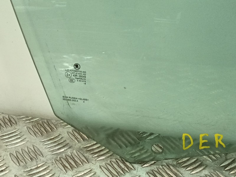 Recambio de luna delantera derecha para skoda octavia lim. (5e3) referencia OEM IAM   
