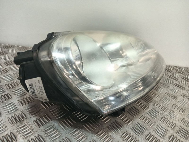 Recambio de faro derecho para volkswagen golf v (1k1) 1.9 tdi referencia OEM IAM 1K6941006P  
