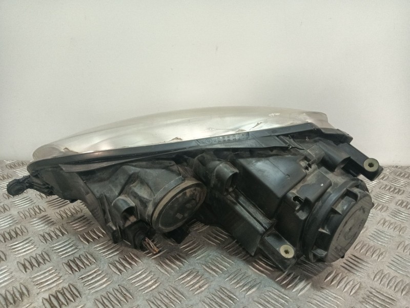 Recambio de faro derecho para volkswagen golf v (1k1) 1.9 tdi referencia OEM IAM 1K6941006P  