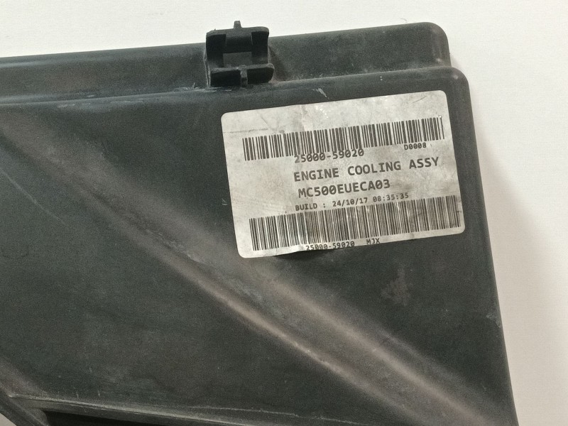 Recambio de canalizador de aire para hyundai h350 furgoneta 2.5 crdi referencia OEM IAM 2500059020  