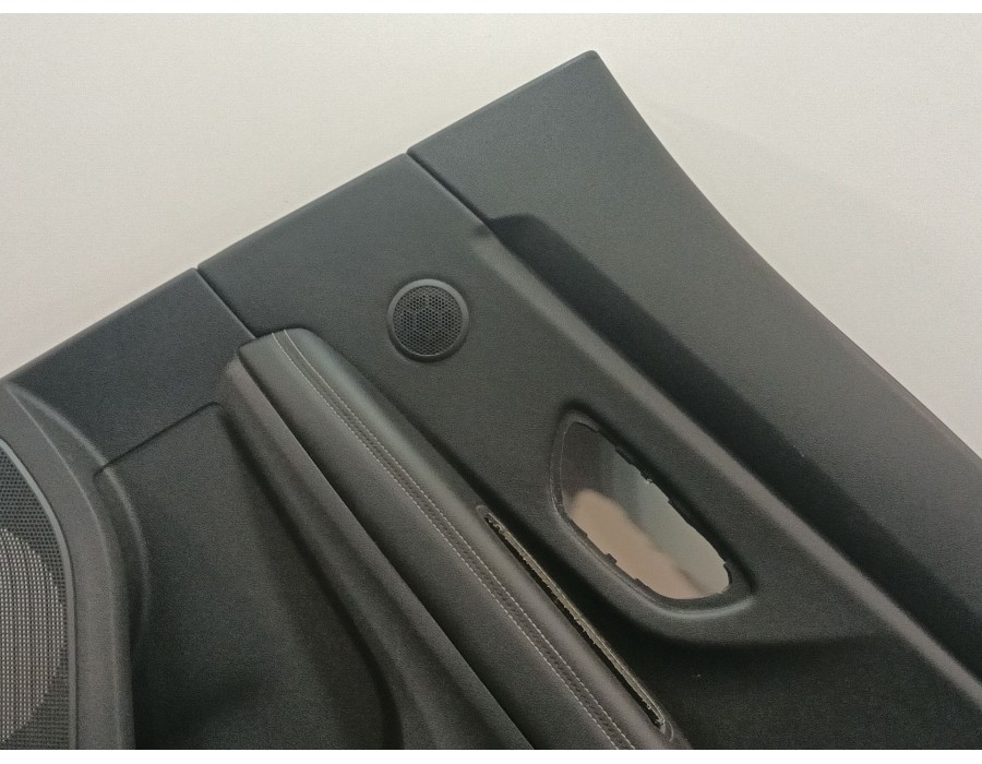 Recambio de guarnecido puerta trasera derecha para renault scénic iv (j9_) 1.5 dci 110 referencia OEM IAM 829A00786R  