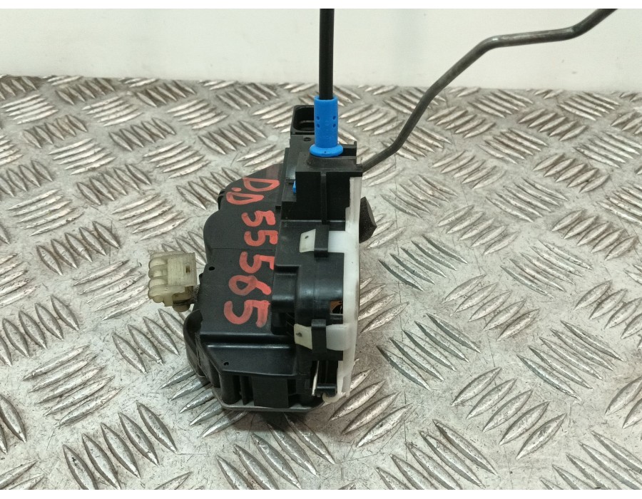 Recambio de cerradura puerta delantera derecha para opel astra j lim. 1.6 16v cat referencia OEM IAM 3023880RH2  