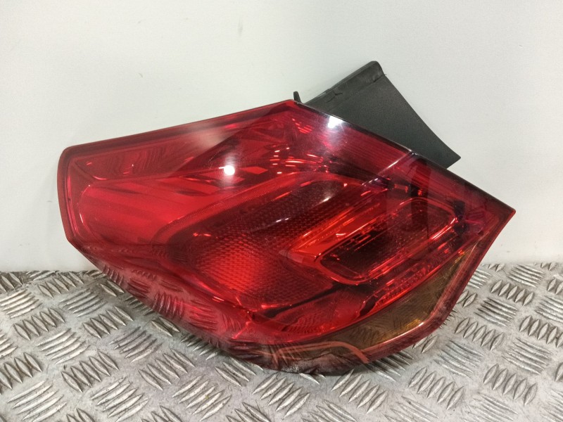 Recambio de piloto trasero izquierdo para opel astra j lim. 1.6 16v cat referencia OEM IAM   