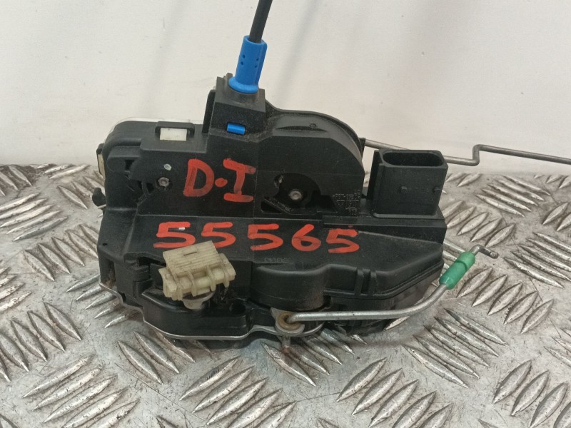 Recambio de cerradura puerta delantera izquierda para opel astra j lim. 1.6 16v cat referencia OEM IAM 3023881LH1  