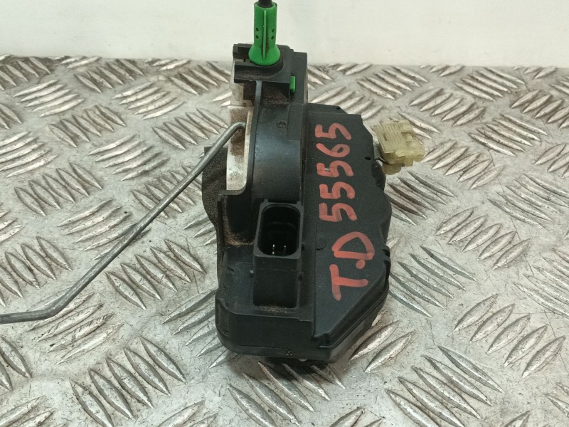 Recambio de cerradura puerta trasera derecha para opel astra j lim. 1.6 16v cat referencia OEM IAM   