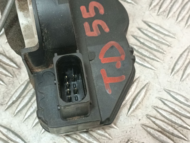 Recambio de cerradura puerta trasera derecha para opel astra j lim. 1.6 16v cat referencia OEM IAM   