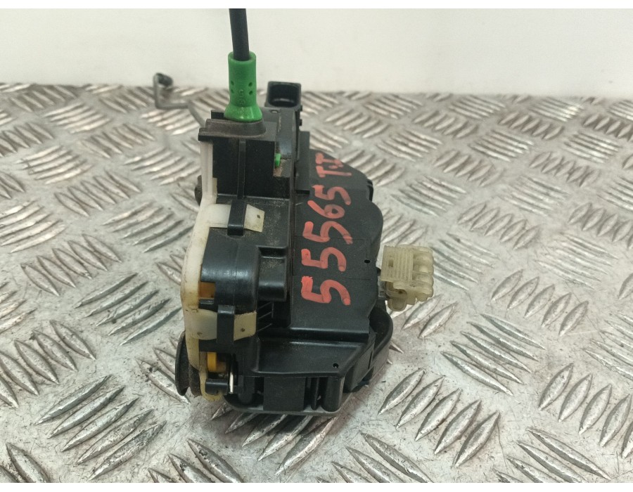 Recambio de cerradura puerta trasera izquierda para opel astra j lim. 1.6 16v cat referencia OEM IAM 3023881LH1  