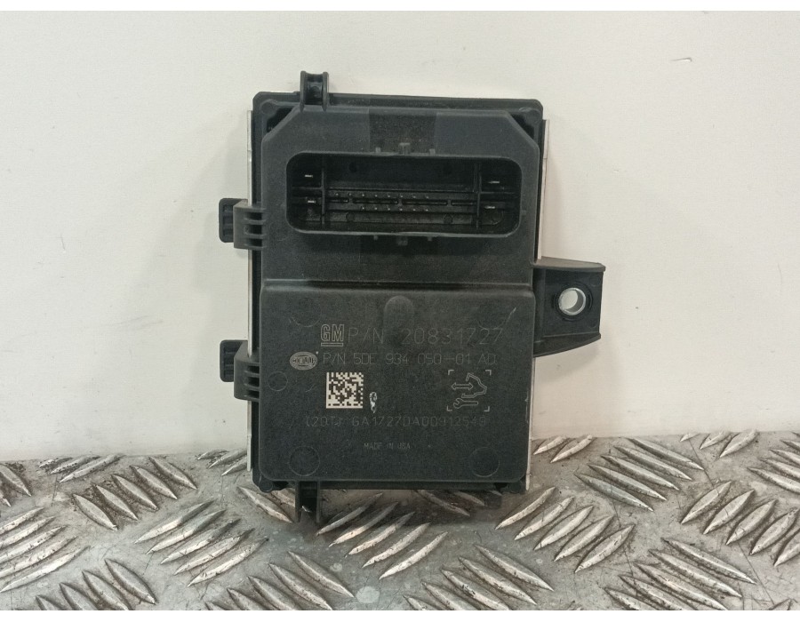 Recambio de modulo electronico para opel astra j lim. 1.6 16v cat referencia OEM IAM 5DE93405001AD 20831727 93405200