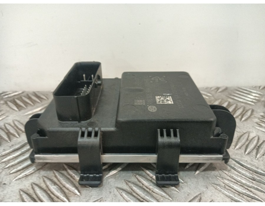 Recambio de modulo electronico para opel astra j lim. 1.6 16v cat referencia OEM IAM 5DE93405001AD 20831727 93405200