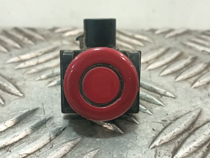 Recambio de sensor aparcamiento trasero para mazda 3 lim. (bl) referencia OEM IAM GS1D67UC1A  