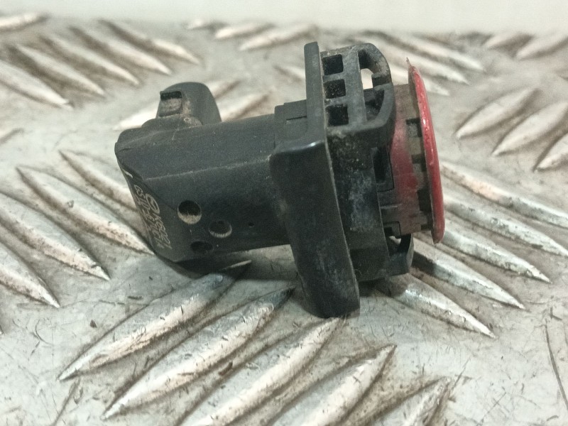 Recambio de sensor aparcamiento trasero para mazda 3 lim. (bl) referencia OEM IAM GS1D67UC1A  