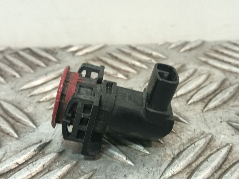 Recambio de sensor aparcamiento trasero para mazda 3 lim. (bl) referencia OEM IAM GS1D67UC1A  