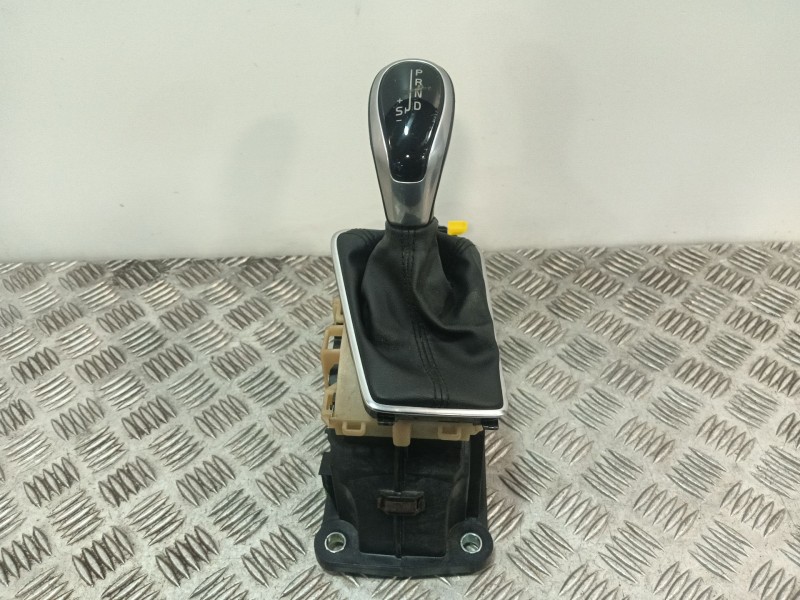 Recambio de palanca cambio para volvo v40 hatchback (525) d3 referencia OEM IAM 31367679  