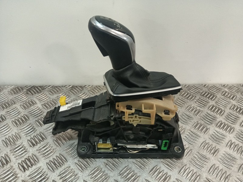 Recambio de palanca cambio para volvo v40 hatchback (525) d3 referencia OEM IAM 31367679  
