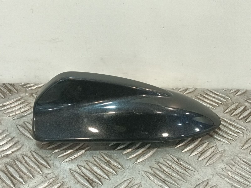 Recambio de antena para volvo v40 hatchback (525) d3 referencia OEM IAM 31409876  
