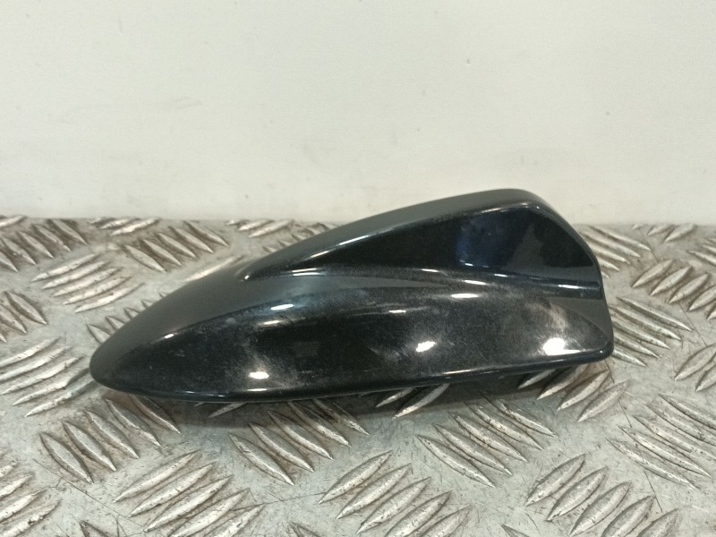 Recambio de antena para volvo v40 hatchback (525) d3 referencia OEM IAM 31409876  