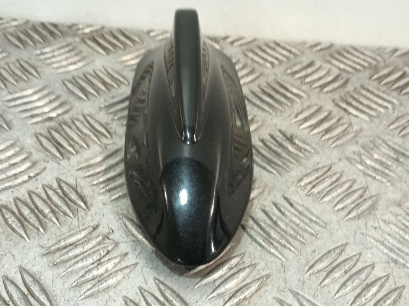 Recambio de antena para volvo v40 hatchback (525) d3 referencia OEM IAM 31409876  