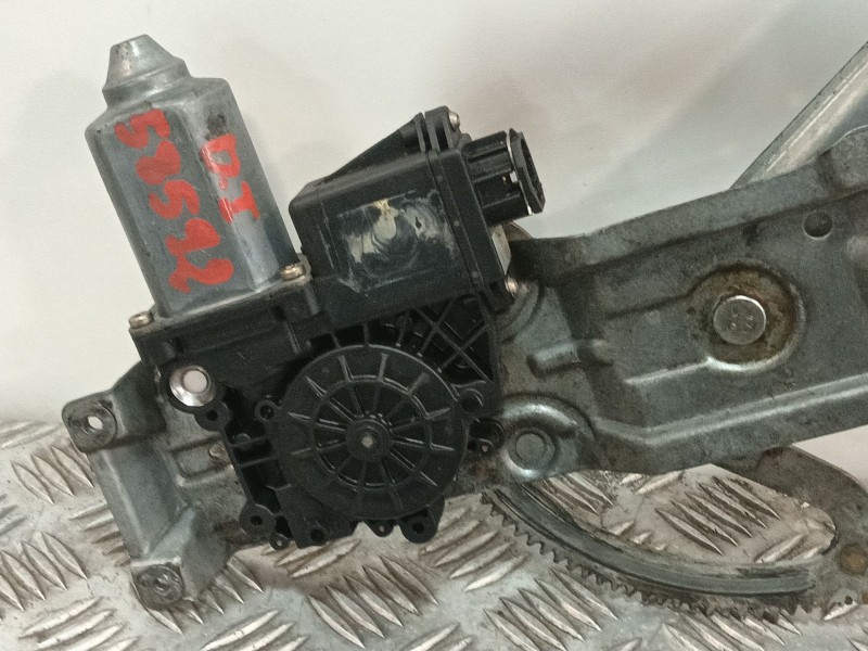 Recambio de elevalunas delantero izquierdo para opel corsa b referencia OEM IAM 90520187  