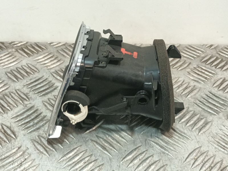 Recambio de rejilla aireadora para volvo v40 hatchback (525) d3 referencia OEM IAM 30791697 7380300D0LHD 