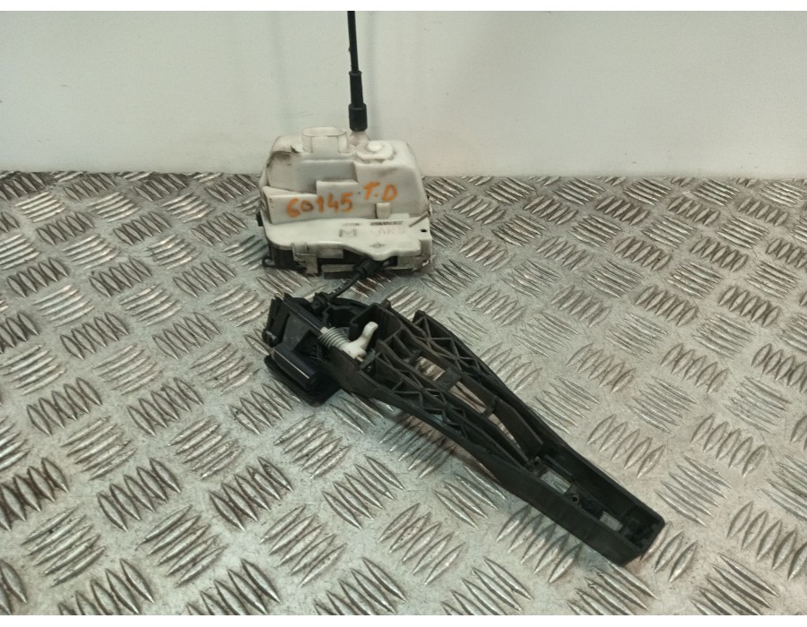 Recambio de cerradura puerta delantera derecha para citroën c3 i (fc_, fn_) 1.4 hdi referencia OEM IAM   