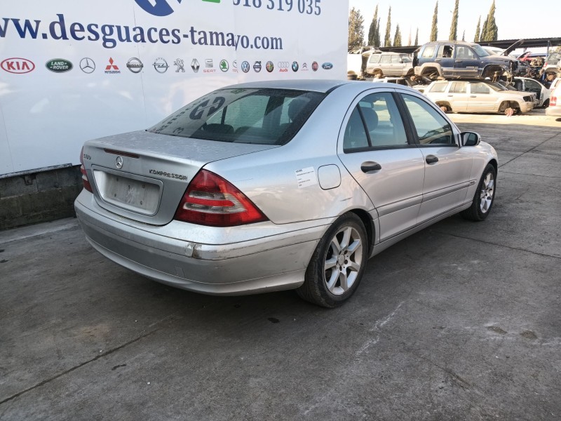mercedes-benz clase c (w203) del año 2005