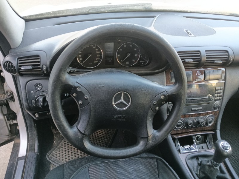 mercedes-benz clase c (w203) del año 2005