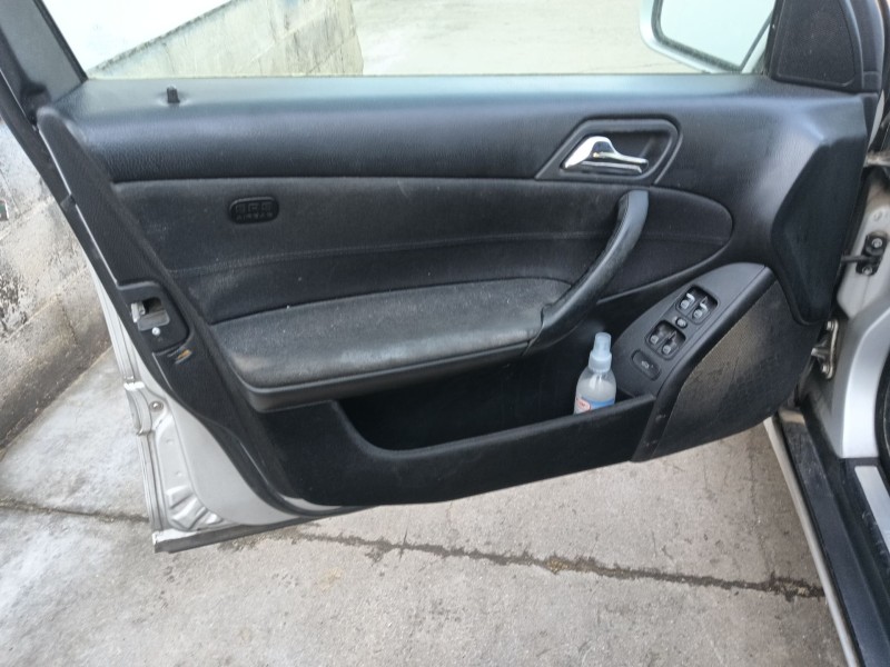 mercedes-benz clase c (w203) del año 2005