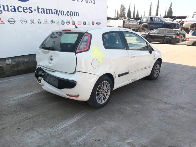 fiat punto evo (199_) del año 2011