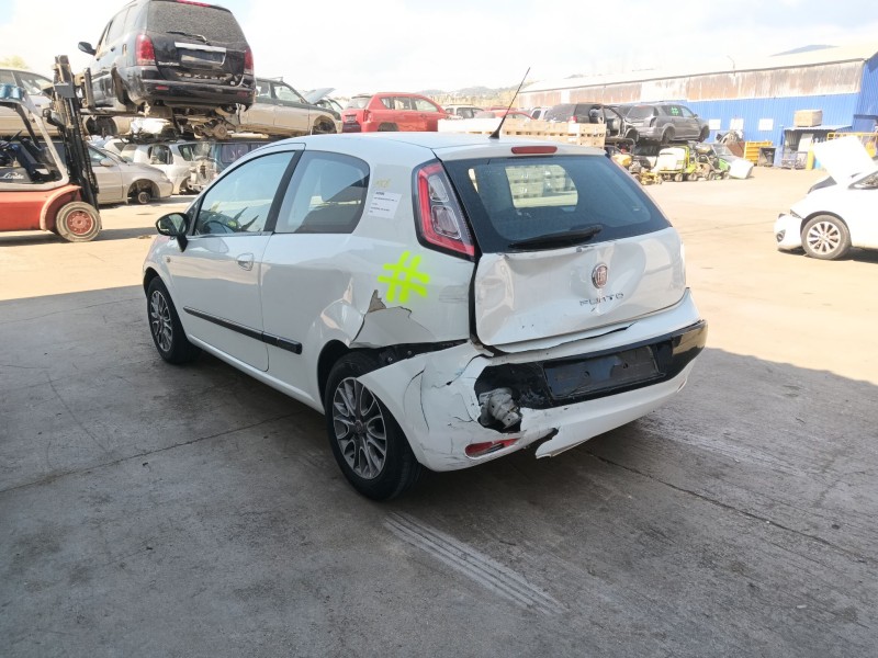 fiat punto evo (199_) del año 2011