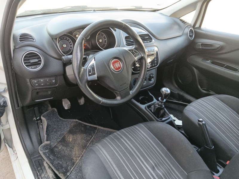 fiat punto evo (199_) del año 2011
