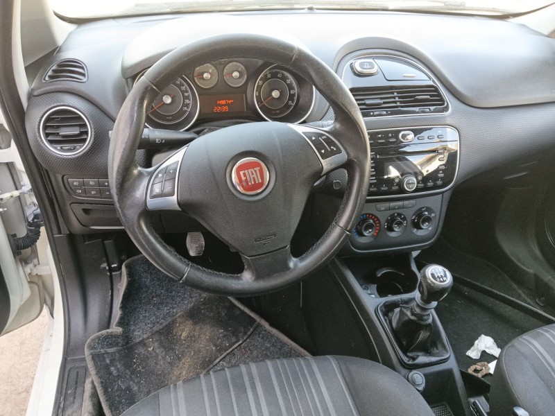 fiat punto evo (199_) del año 2011