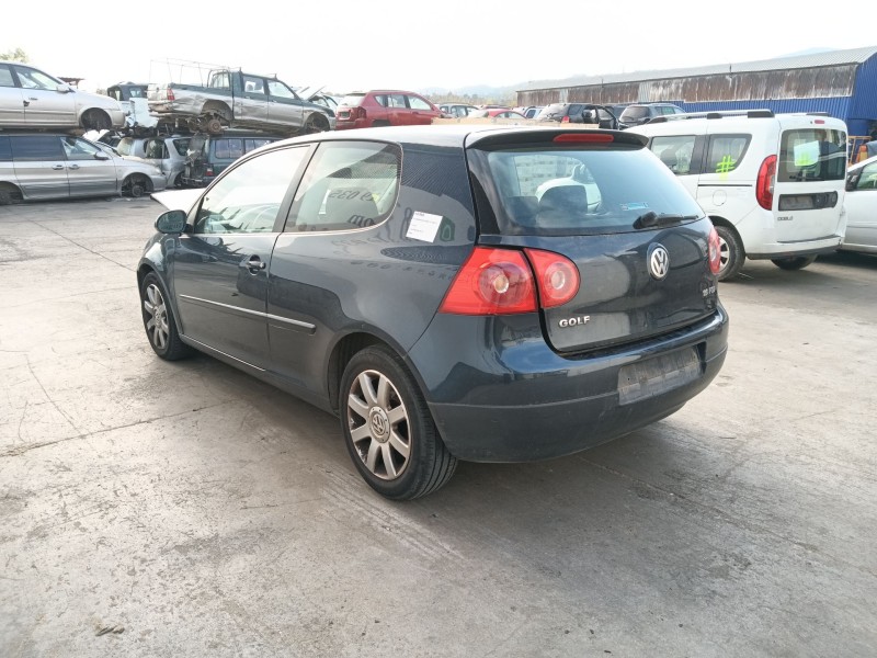 volkswagen golf v (1k1) del año 2004