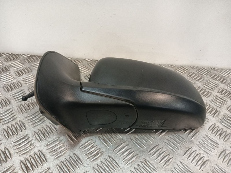 Recambio de retrovisor izquierdo para hyundai i20 i (pb, pbt) 1.2 referencia OEM IAM 20030001  