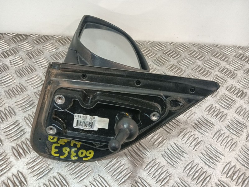 Recambio de retrovisor izquierdo para hyundai i20 i (pb, pbt) 1.2 referencia OEM IAM 20030001  