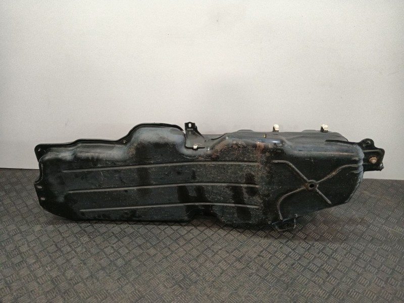 Recambio de deposito combustible para land rover discovery iv (l319) 3.0 sdv6 4x4 referencia OEM IAM AH229K007FF  