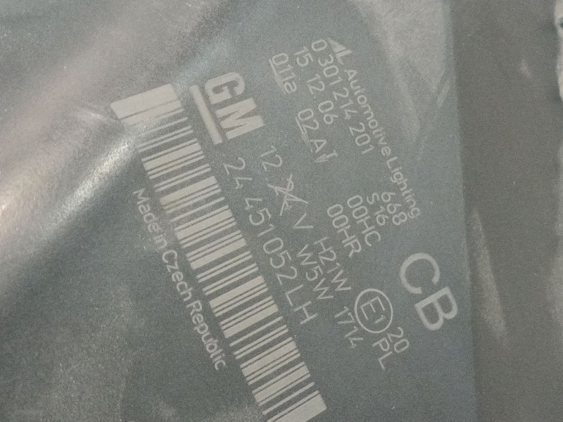 Recambio de faro izquierdo para opel zafira b 1.9 cdti referencia OEM IAM 0301214201 24451052LH 