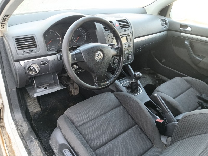 volkswagen golf v (1k1) del año 2006