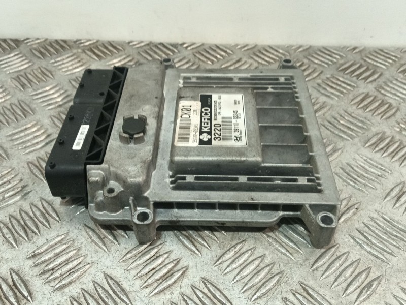 Recambio de centralita motor uce para hyundai i20 i (pb, pbt) 1.2 referencia OEM IAM 3910003345 9030933220KD 
