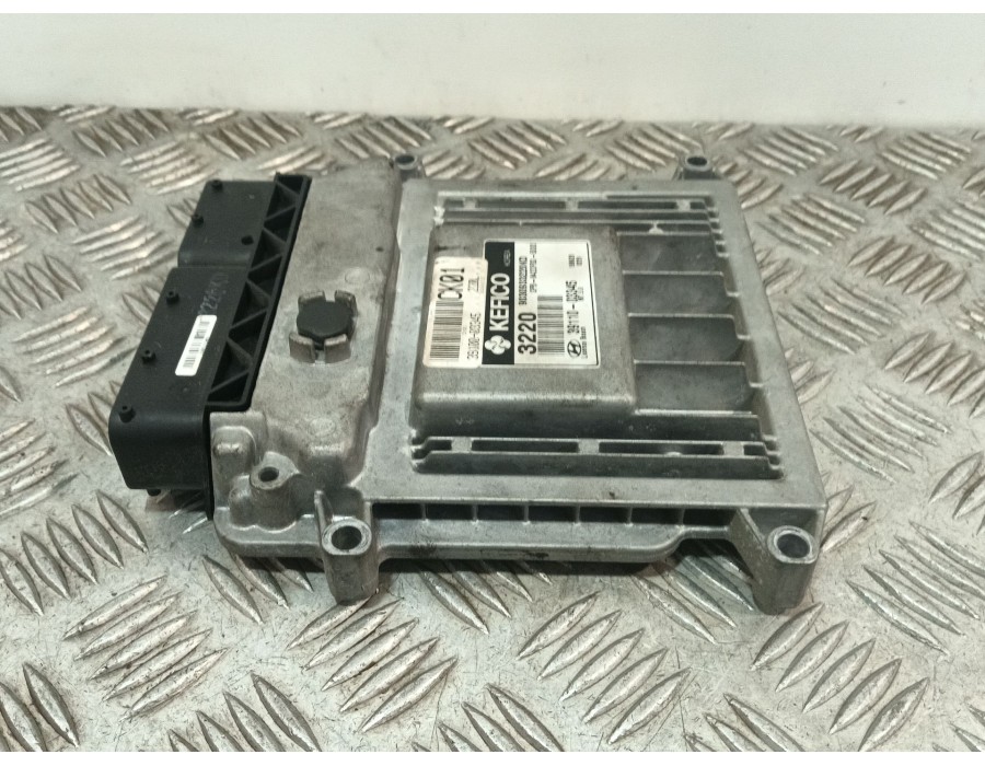 Recambio de centralita motor uce para hyundai i20 i (pb, pbt) 1.2 referencia OEM IAM 3910003345 9030933220KD 