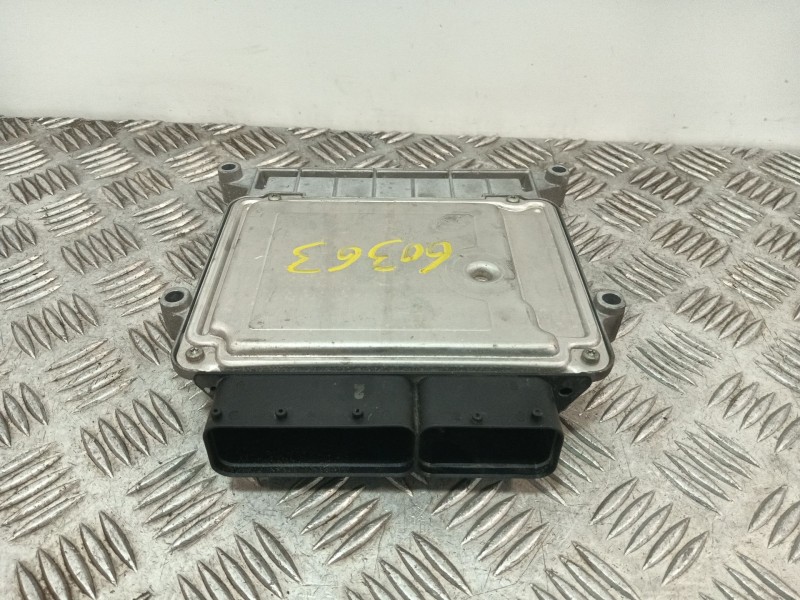 Recambio de centralita motor uce para hyundai i20 i (pb, pbt) 1.2 referencia OEM IAM 3910003345 9030933220KD 