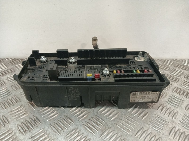Recambio de caja reles / fusibles para opel vectra c (z02) 2.2 dti 16v (f69) referencia OEM IAM 460023260  