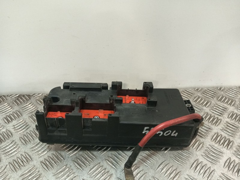 Recambio de caja reles / fusibles para opel vectra c (z02) 2.2 dti 16v (f69) referencia OEM IAM 460023260  