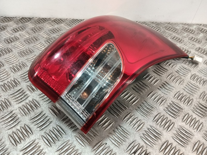 Recambio de piloto trasero derecho para hyundai ix20 (jc) 1.4 referencia OEM IAM 924021K0R  